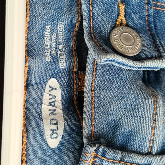 * Gently Used Old Navy Ballerina Jeggings Size 12 - Picture 3 of 8